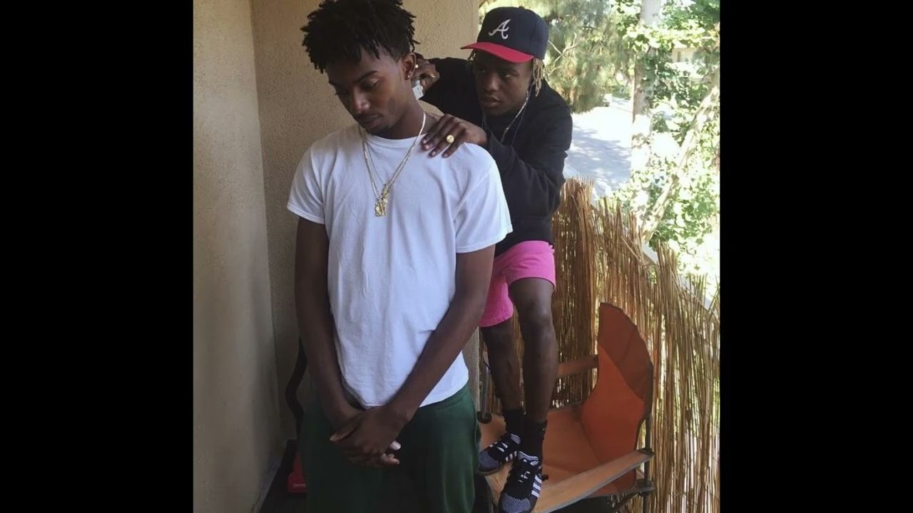 [FREE] Old Playboi Carti x MexikoDro Plugg Type Beat "GOD DID" Prod.@polocashi