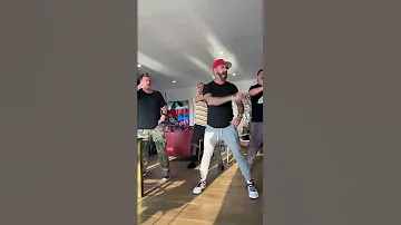 AJ & Nick dancing “Bye Bye Bye” coreograph with Nsync members