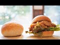 北海道産有機ふすまを使った丸パンで作るテリヤキチキンバーガー