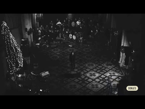 "Running to Stand Still" Busk in Dublin, IE 12/24/21