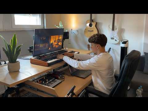 Billboard Producer Makes A HIT BEAT in 5 MINUTES (From Scratch!)