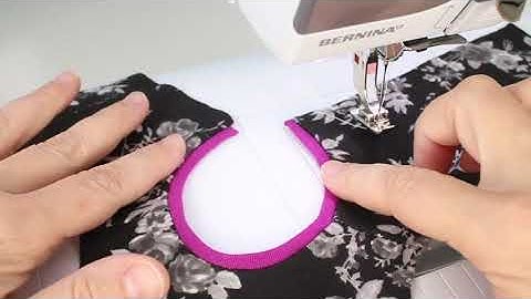 How To Use The Overlock Foot on Your Sewing Machine