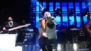 Berzerk - Eminem LIVE on SNL - November 2, 2013