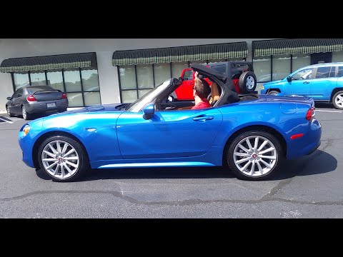 2017-fiat-124-spider-convertible-top-operation-and-visibility