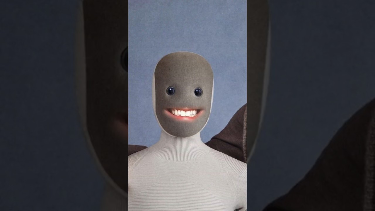 When sock puppets smile... #vtuber #vtuberclips #robots