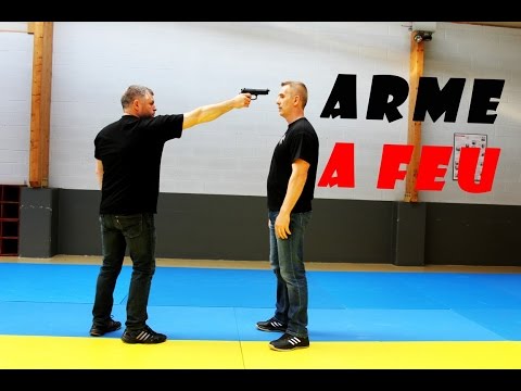 Vidéo: Comment Enlever Une Arme