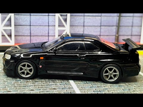 Mini GT 1:64 #570 Nissan Skyline GT-R (R34) V-Spec – Black Pearl