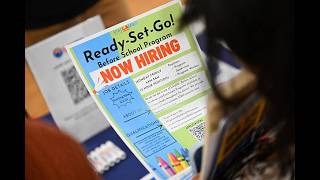 US Employers Cut Jobs, Unemployment Rate Falls screenshot 2