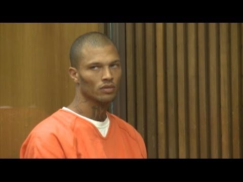 'Handsome' Felon Goes Viral