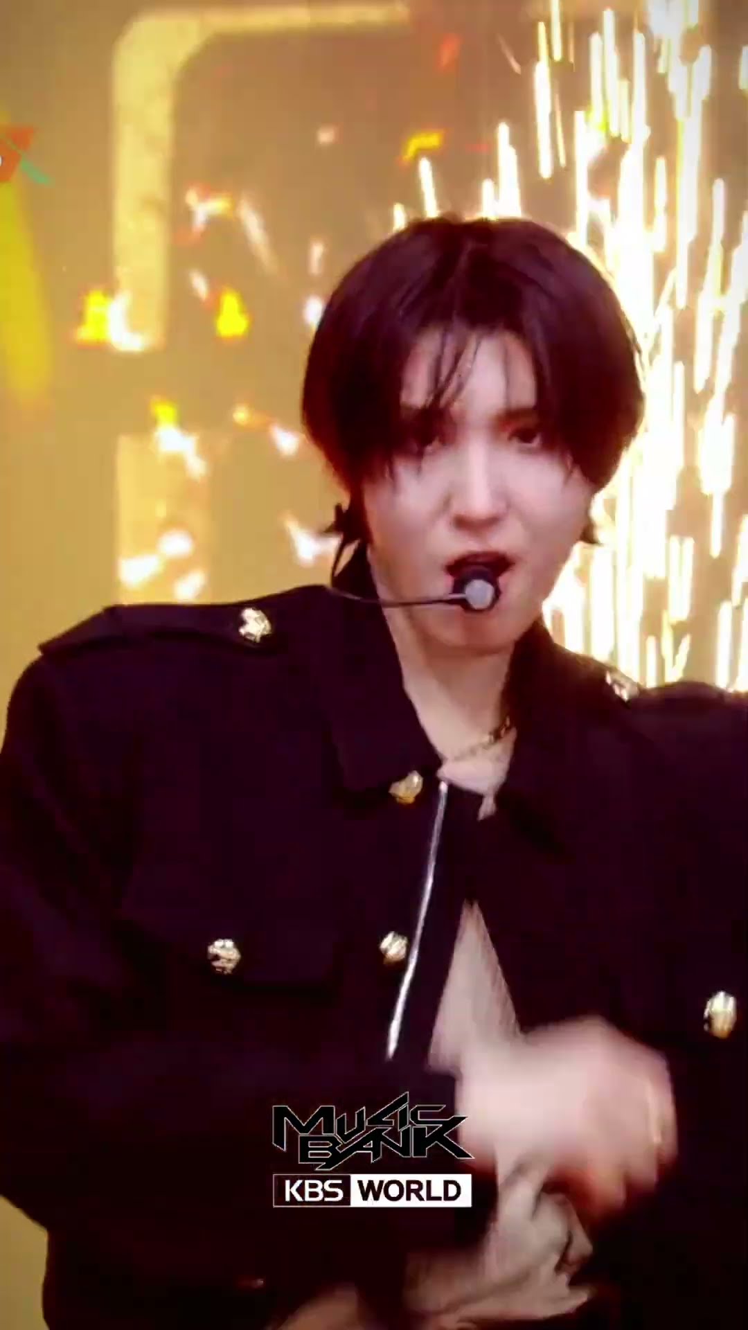 LALALALA - KickFlip/CIX #LALALALA #KickFlip #CIX #킥플립 #씨아이엑스 #Shorts #MusicBank | KBS WORLD TV