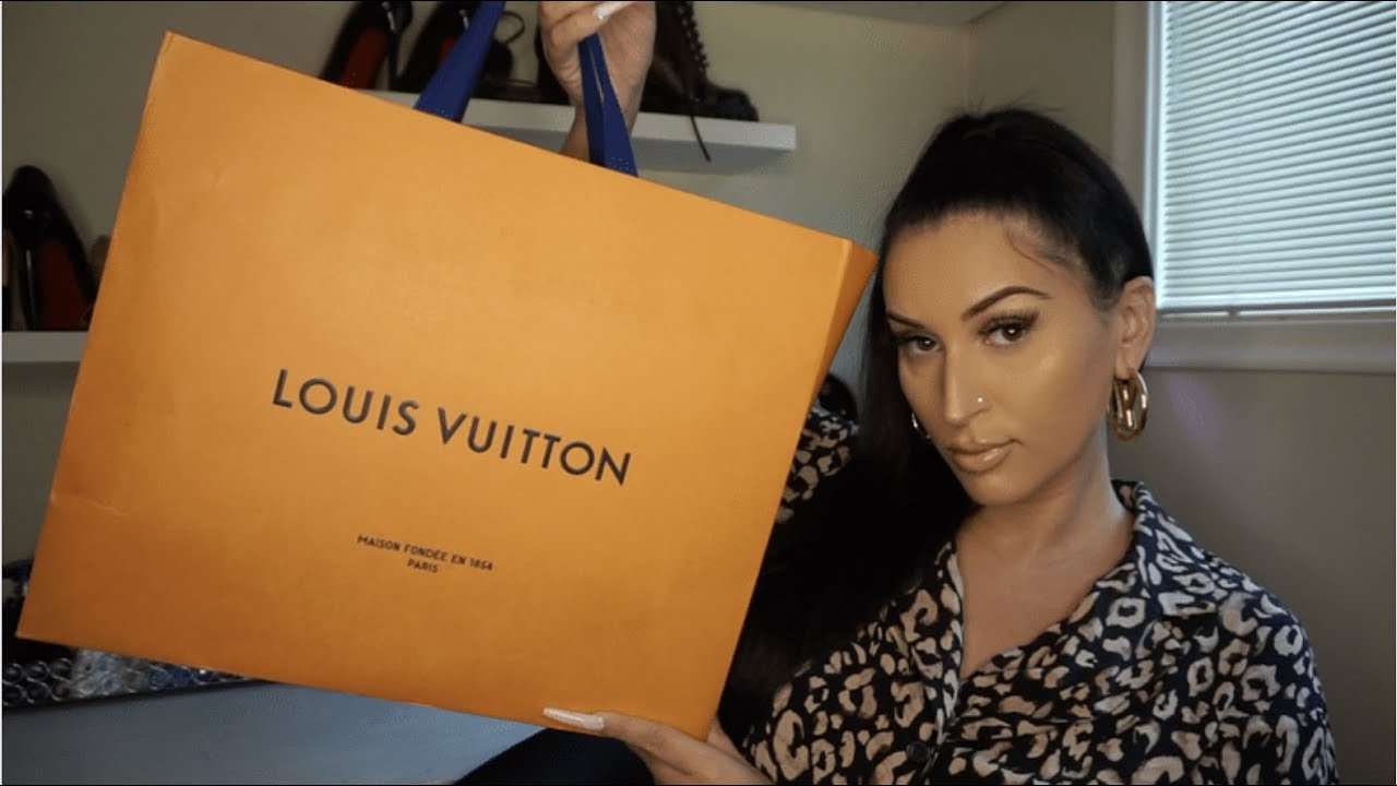 Unboxing Louis Vuitton, o vizita in Outlet Parndorf . Mini Vlog