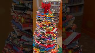 Bringing the joy of reading to the holiday season! 📚✨🎄
