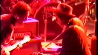 Celebrity George Harrison and Ron Wood surprise Bob Dylan with flowers Wealth