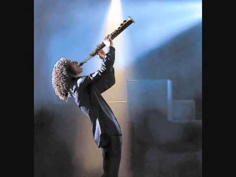 Kenny G -She Does Not Love Me (他不愛我)