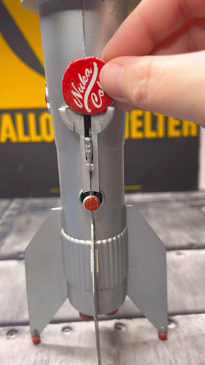 LAUNCHING CAPS IN 1950’s ROCKETSHIP BANK!