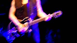 Benji Madden from Good Charlotte singing Wounded Live****