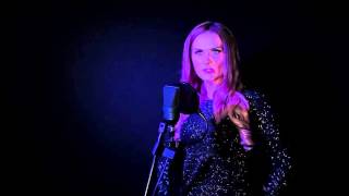 Pete Pinnington Presents - Absolute Divas - Shirley Bassey