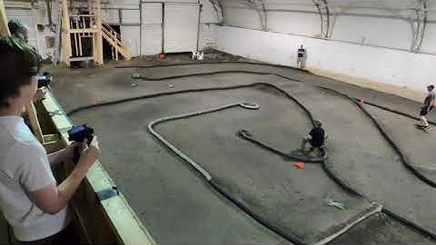 Yokomo YZ2 servo mount takes me out, but this is a MUST WATCH EPIC race  - Netcruzer RC