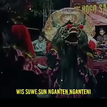 Story'WhatsApp singo barong Rogo samboyo putro