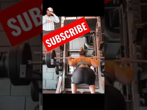 Girl Farts Lifting | Lifting and Farting | She Stinks | Loud Fart | #shorts #trending #fart #fail