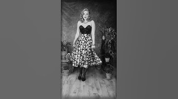 Styling an Overbust Corset! #corsetry #corsets #circleskirt #corsettop #1950sstyle #1950sfashion