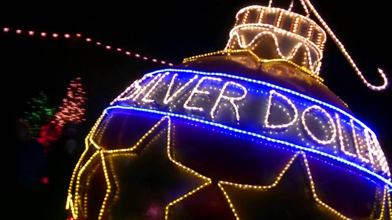 A HollyJolly Christmas Parade Silver Dollar City YouTube
