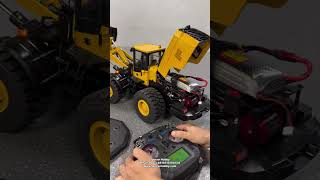 Check out the hydraulic pump on the 1/14 scale WA480 MTM loader! An absolute beast! #Rc #rcmodel Check out the hydraulic pump on the 1/14 scale WA480 MTM loader! An absolute beast! #Rc #rcmodel