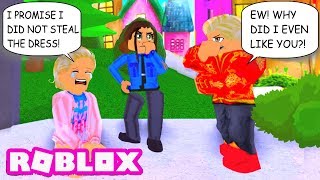 MY TWIN LIED AND EMBARRASSED ME INFRONT OF MY CRUSH! | Roblox Royale High Roleplay