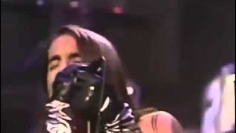 Under the Bridge TV show performance - TV Show performance video thumbnail