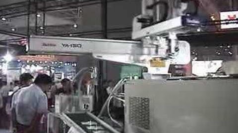 Yushin YA-150D Full-Servo Traverse Robot