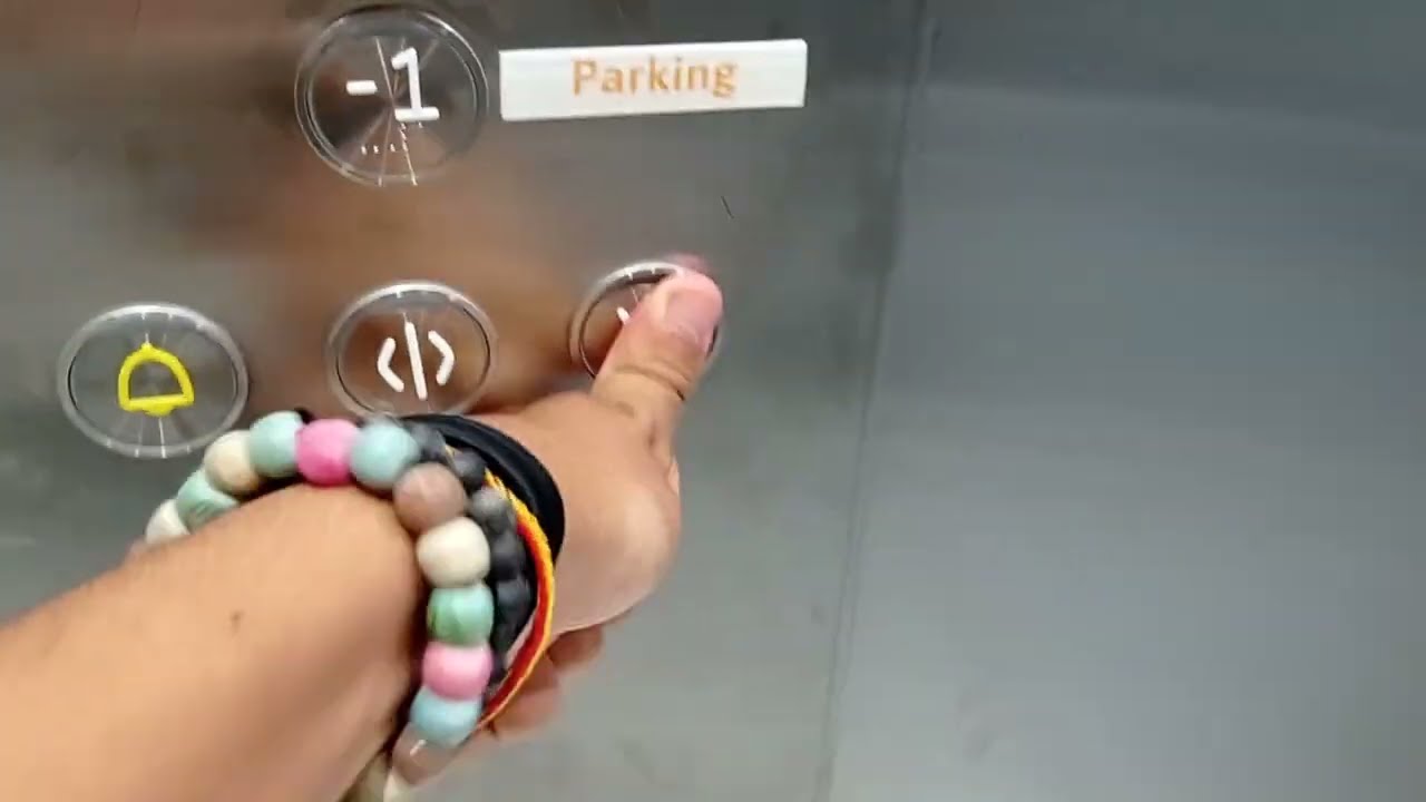 The Consum in Catarroja has been refurbished, and the lift has been modernised!