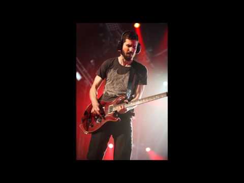 tone-based---boss-gt3---orange-th100---brad-delson-(linkin-park)