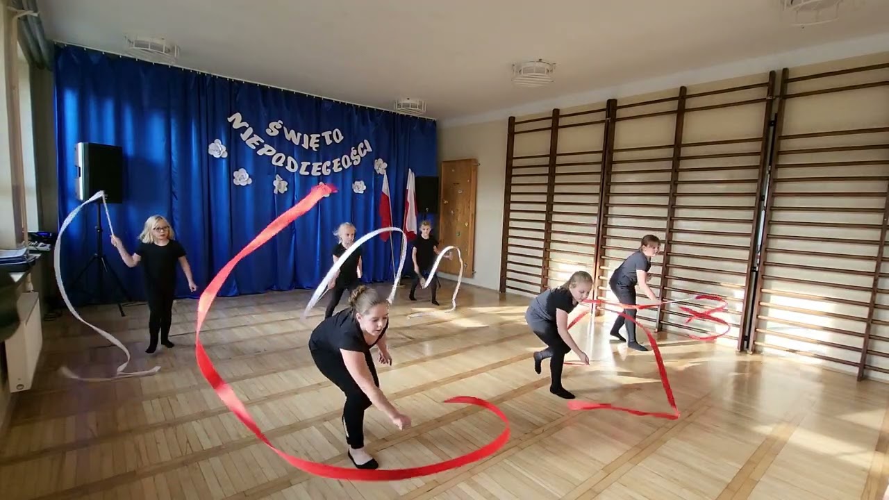 Taniec ze wstążkami