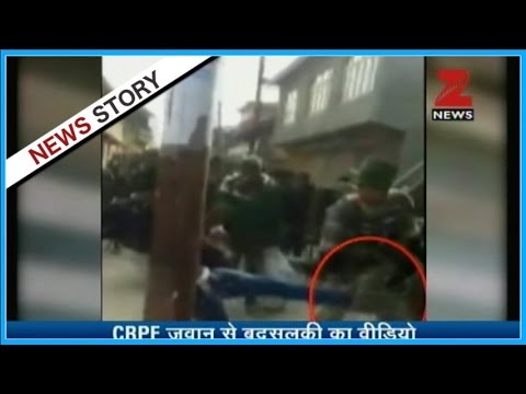 Watch - Video shows Indian security personnel being attacked by Kashmiri youths