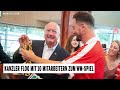 Kanzler Stocker flog mit 10 Mitarbeitern zum WM-Spiel