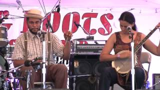 Carolina Chocolate Drops - &quot;Cindy Gal&quot; - Rhythm &amp; Roots 2012