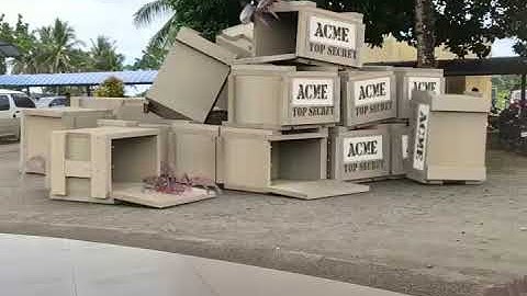 FXGURU Movie FX Editor Special Effects for Mobile Video Spiderbots!