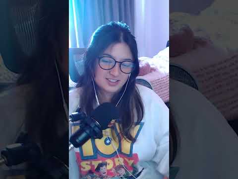 this is why I don't use gaming headsets 🤷