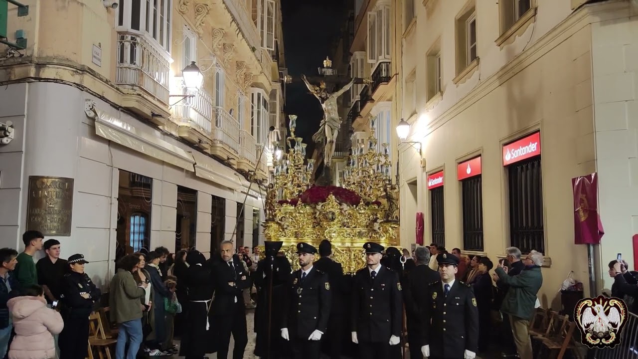 Vera Cruz en Plaza del Palillero, Lunes Santo Cádiz 2025