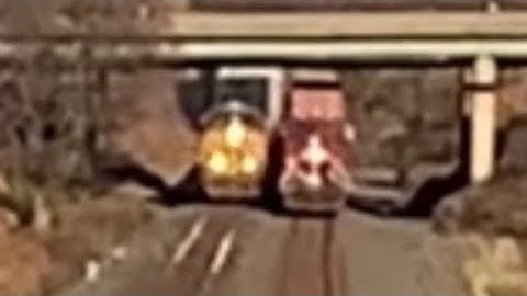 CSX Q017 & CSX Q166 with CP Duo Meet @ Bort Road