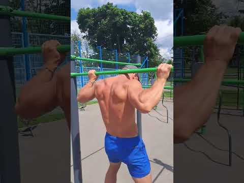Подтягивание на турнике за голову💪