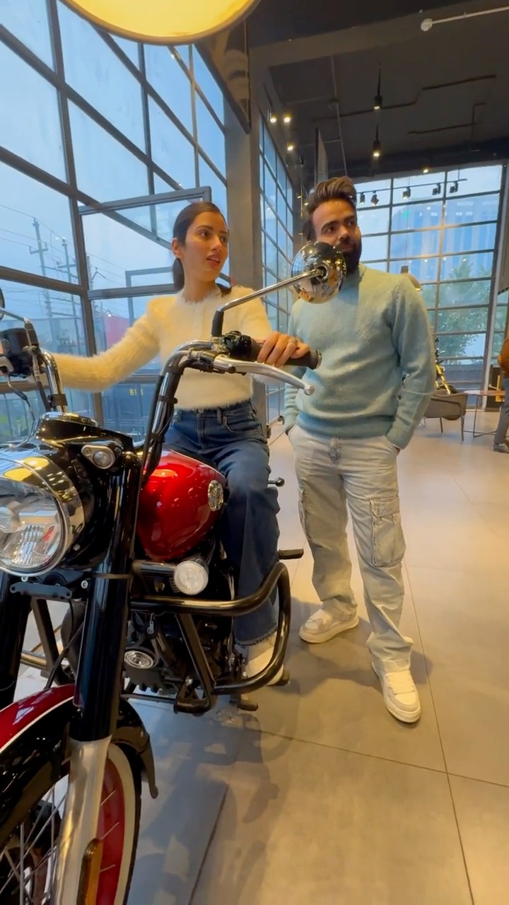 Birthday Par Mila 2 LAKH Ka Gift ? #neetubisht #birthday #minivlog #trendeng