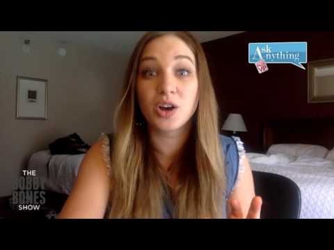 Olivia Lane Interactive Chat w/ Bobby Bones ‌‌ - AskAnythingChat