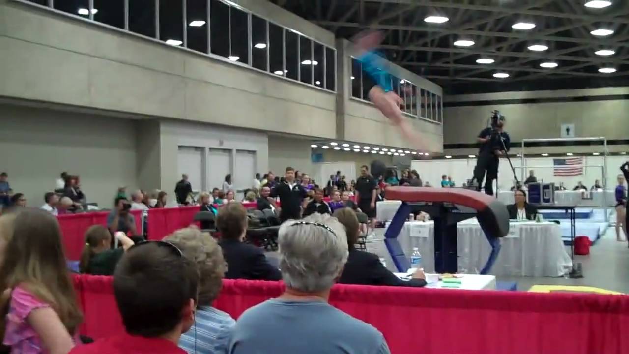 usagi x misaki Vault - Nicole Medvitz 2010 JO Nationals