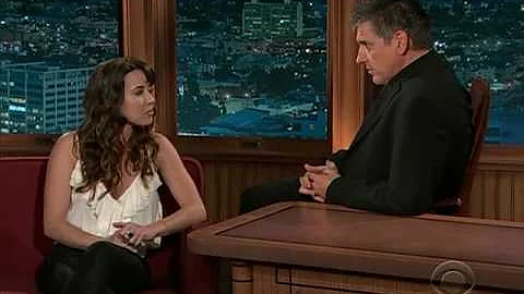 Linda Cardellini - The Late Late Show with Craig F...