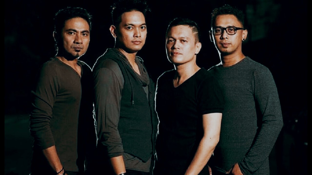 Ada Band - Setengah Hati (HQ)