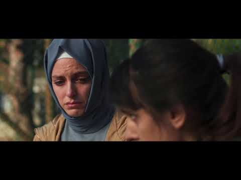 Hayrunisa ve Lezbiyen Arkadaşı - Bir Başkadır