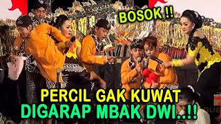 Percil Cs - Percil kuwalahan musuh Mbak Dwi... Mesti kepingkel - pingkel sampek jungkel wk..wk..