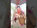 هي بتهز وهو بيهز راسه هي بتهز وهو بيهز راسه