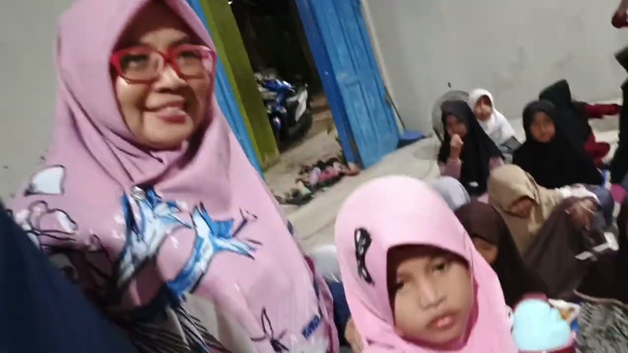 ANAK2 SANTRI KEBON JAHE MENGAJI(YASMU), TETAP SEHAT, TETAP SEMANGAT MENGAJI YA... 